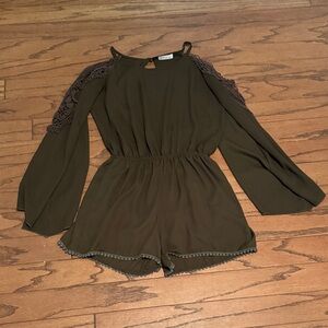 Tea n Rose brown lace Long Sleeve romper